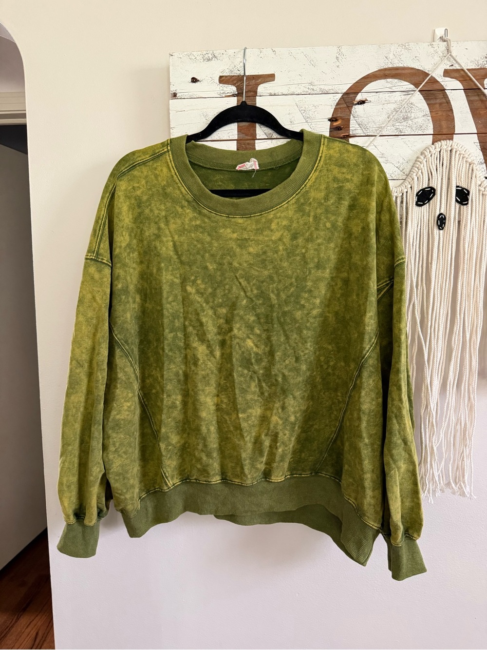 Zenana Outfitters Olive Green Washed Crewneck Sweatshirt